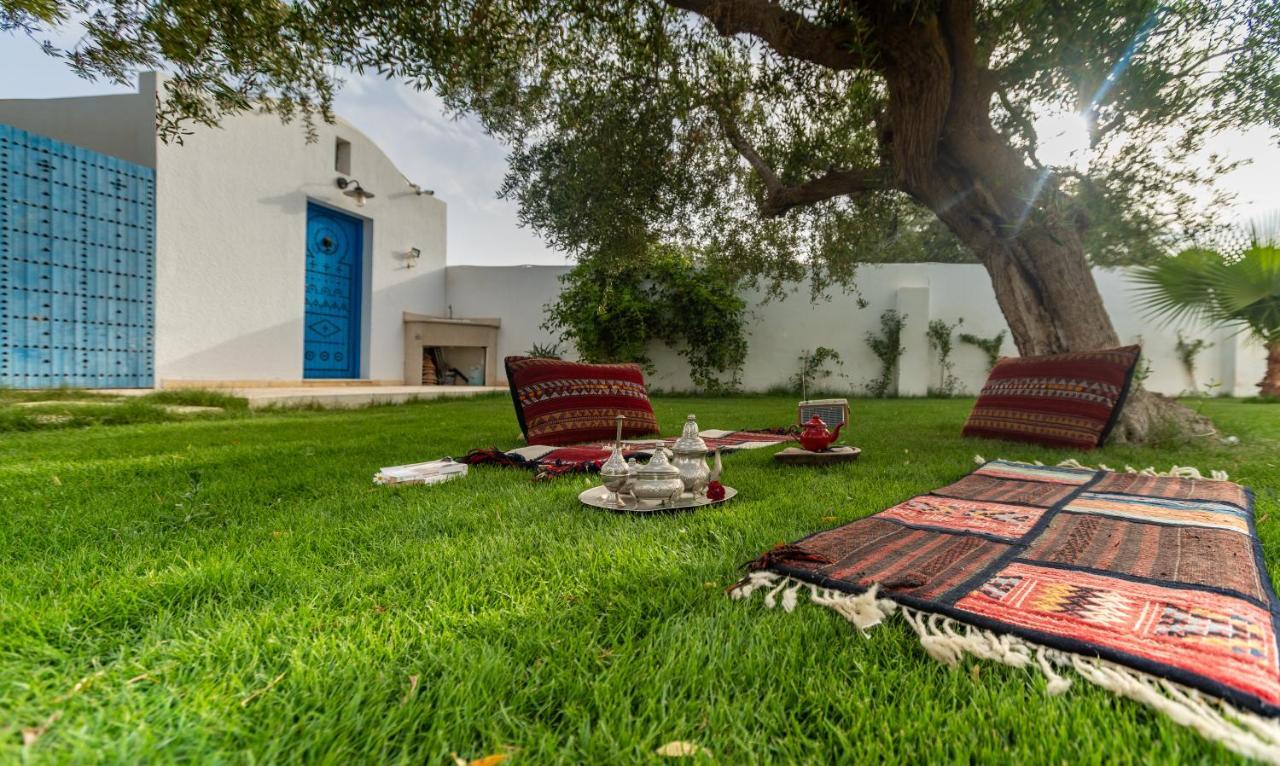 Villa Jasmin โฮมท์ซูค ภายนอก รูปภาพ